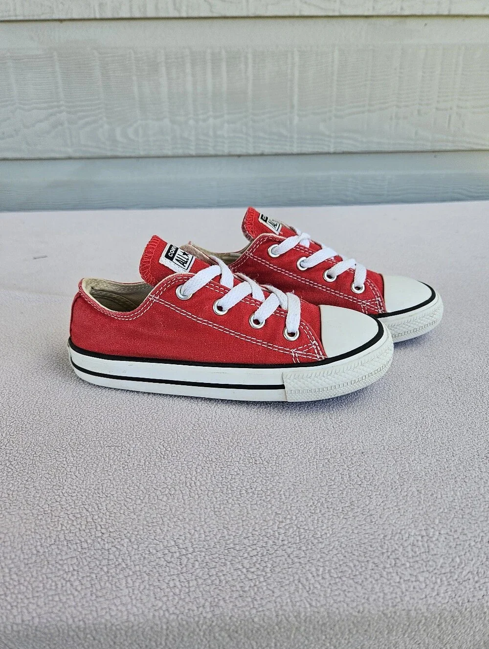 Converse CTAS Low Top Canvas Sneakers Toddler SZ 10 Red White Laces